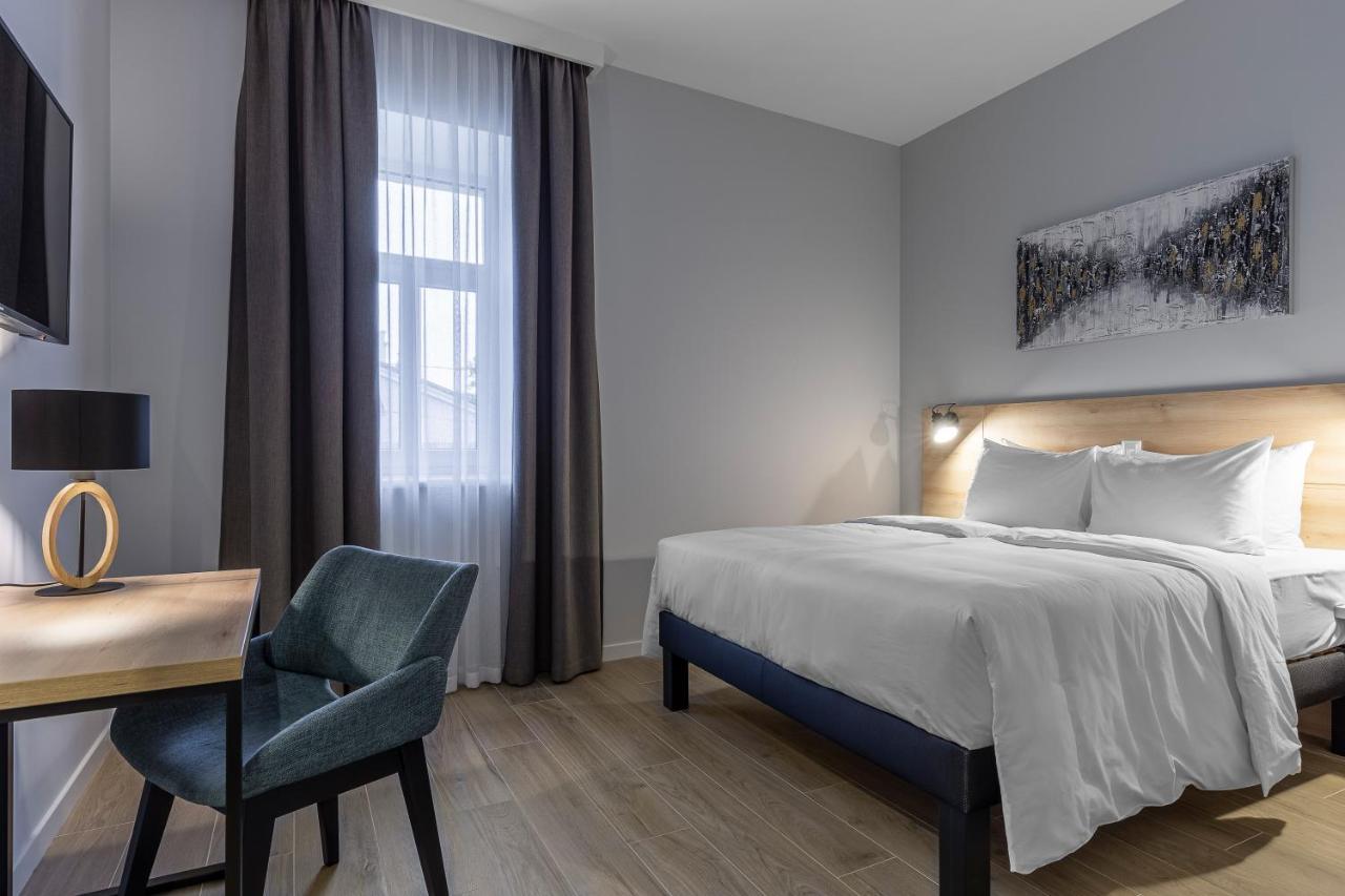 Kontrakt Boutique Hotel キエフ エクステリア 写真