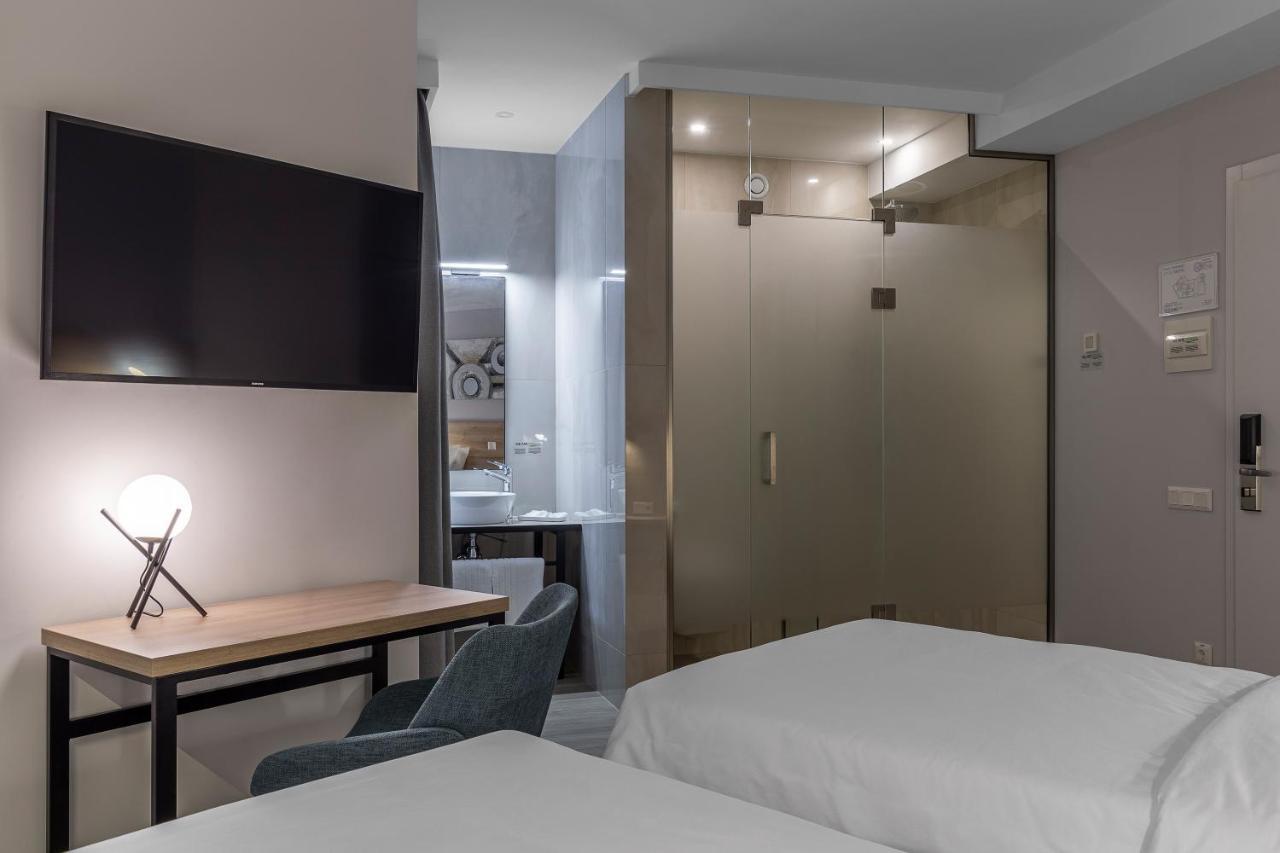 Kontrakt Boutique Hotel キエフ エクステリア 写真