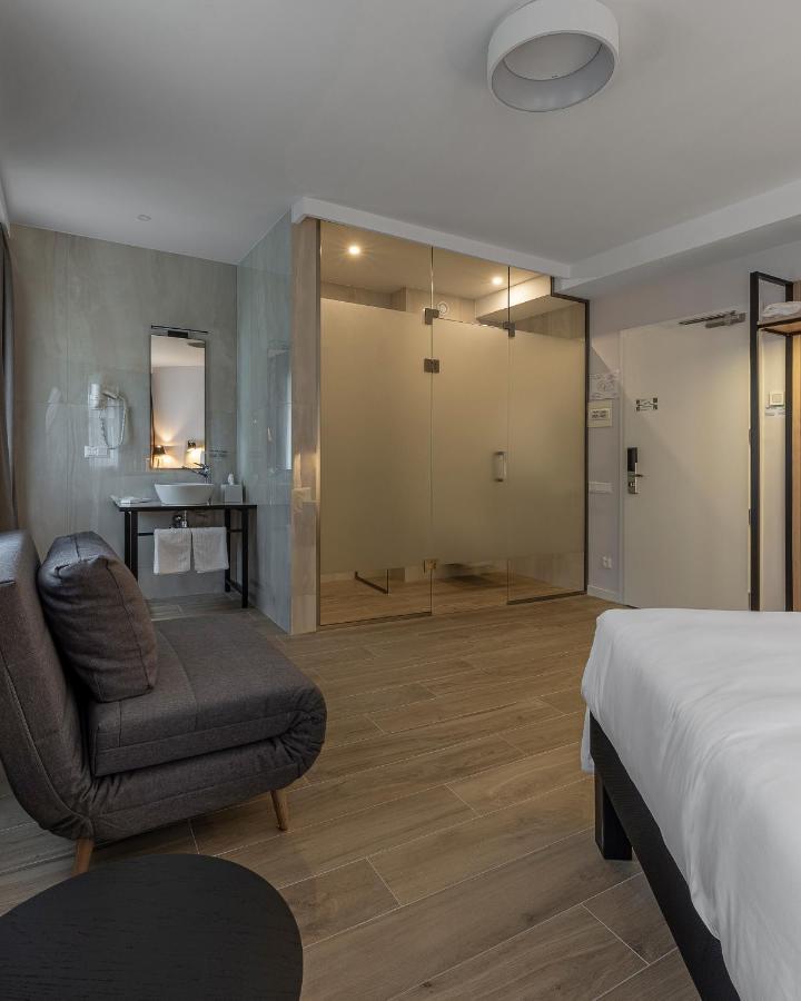 Kontrakt Boutique Hotel キエフ エクステリア 写真