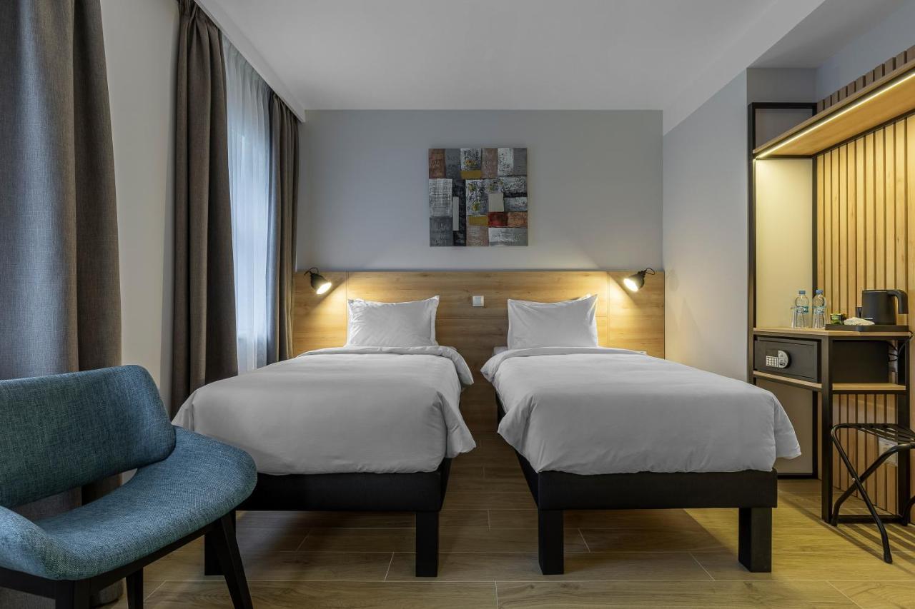 Kontrakt Boutique Hotel キエフ エクステリア 写真