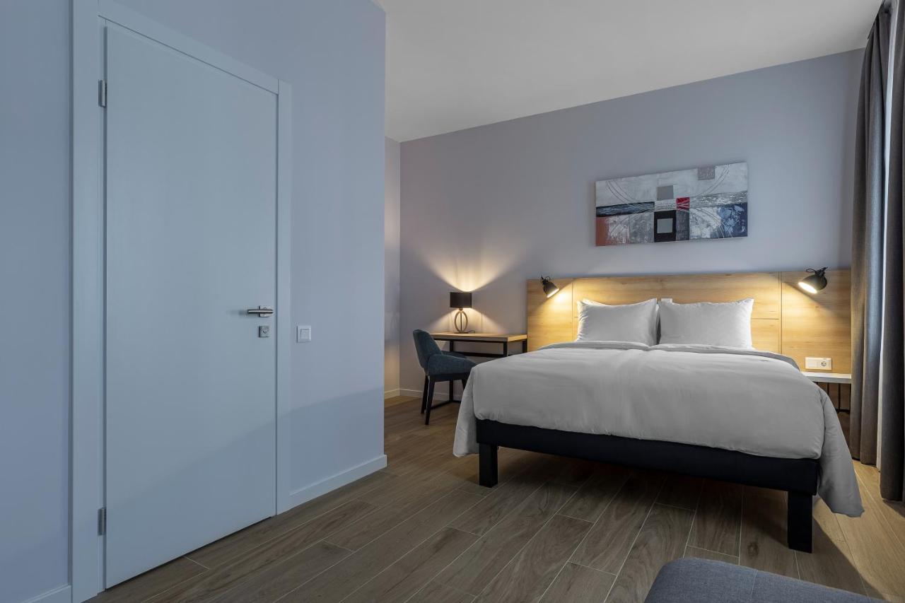 Kontrakt Boutique Hotel キエフ エクステリア 写真